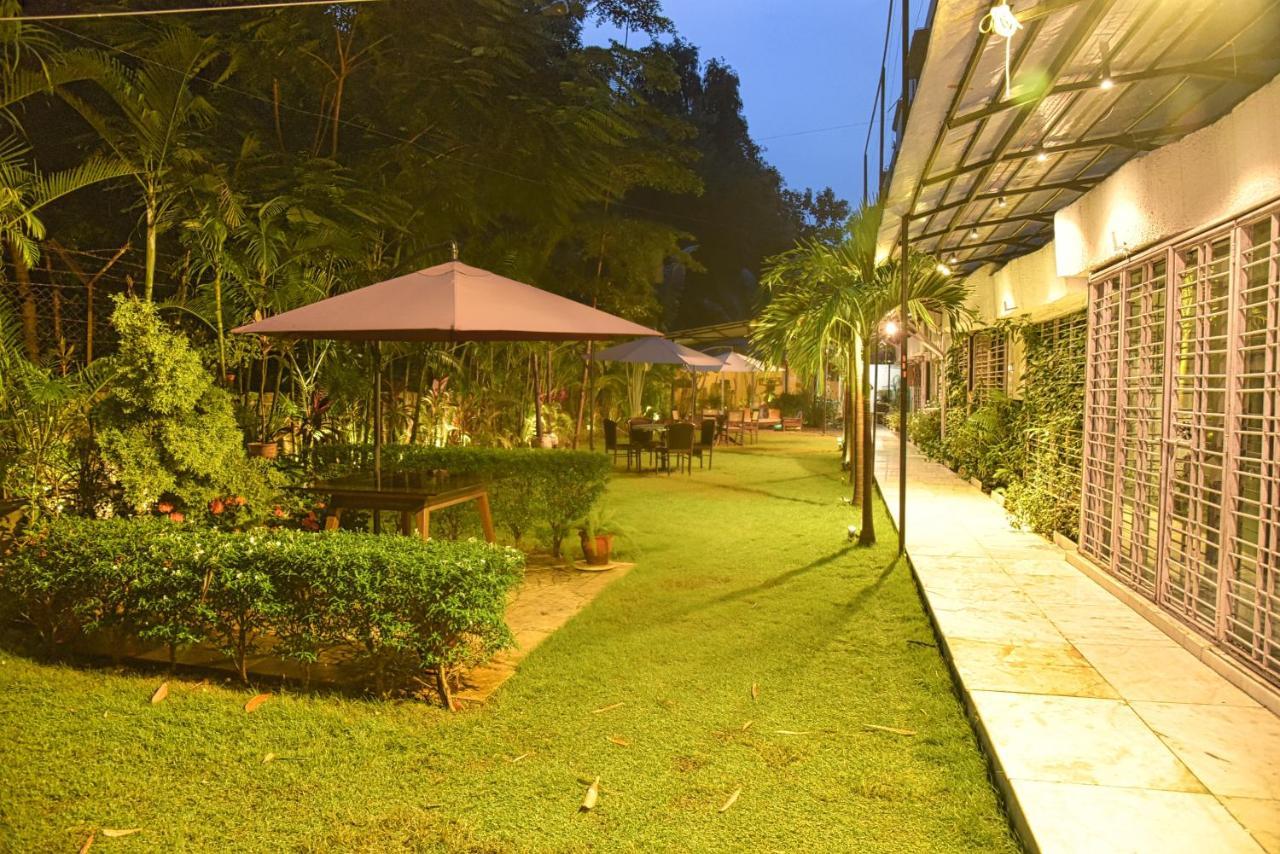 Royal Palms Luxury Service Apartment Nágpur Exteriér fotografie