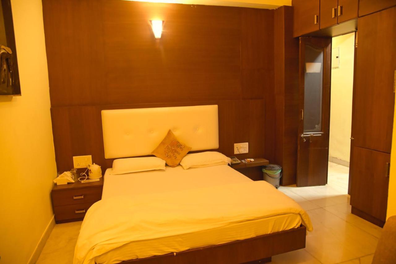 Royal Palms Luxury Service Apartment Nágpur Exteriér fotografie
