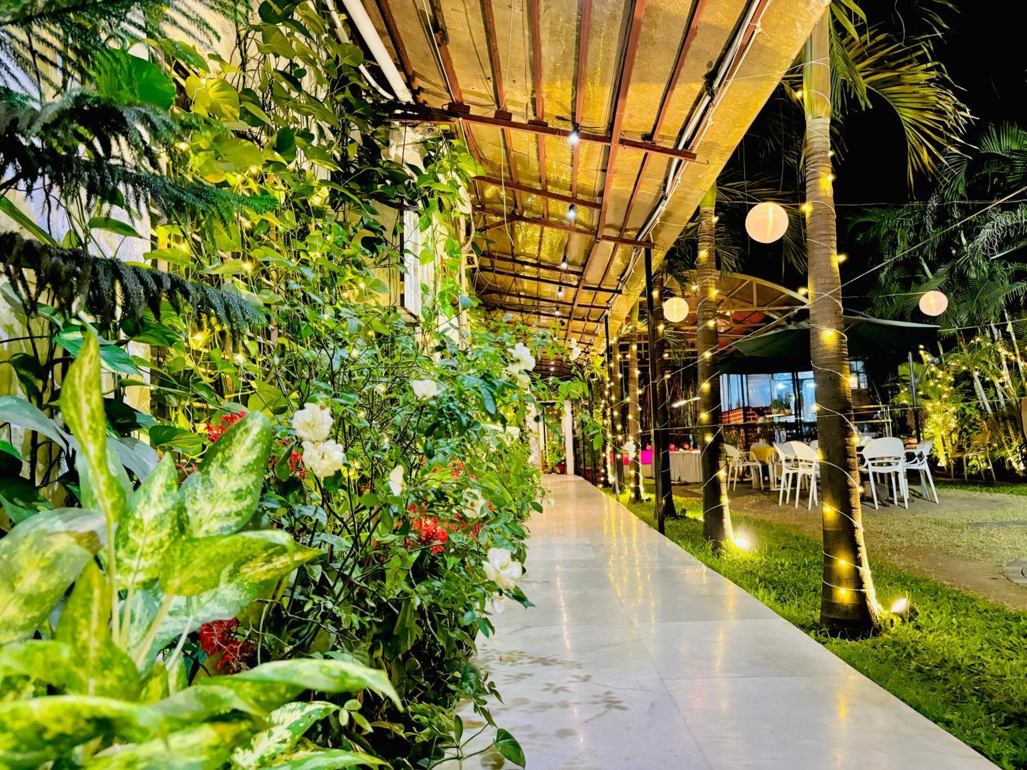 Royal Palms Luxury Service Apartment Nágpur Exteriér fotografie