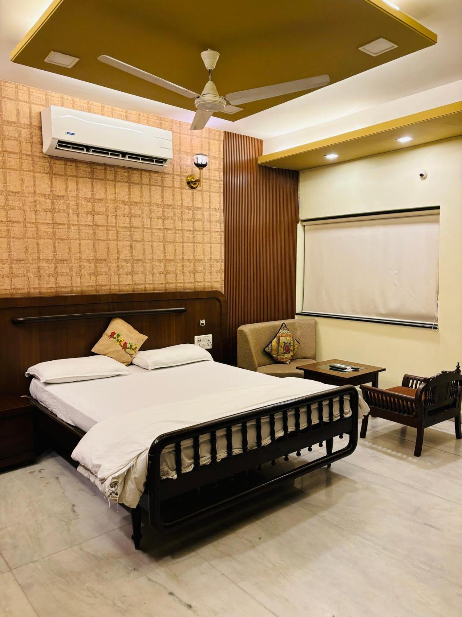 Royal Palms Luxury Service Apartment Nágpur Exteriér fotografie